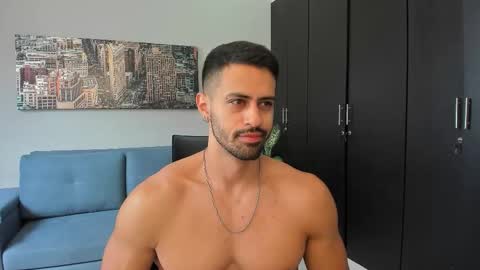 thiago_driussi online show from October 10, 2025, 1:54 pm