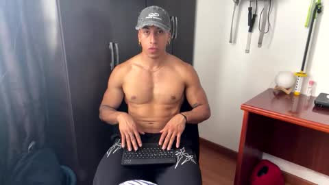 thiago_happy online show from March 25, 2026, 4:57 pm