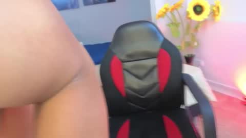 thiago_kent online show from March 4, 2026, 11:49 am