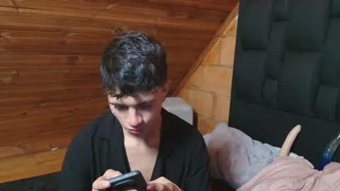 Snapshot of thiago_n_sam chatting on October 29, 2025, 4:37 am thiago_n_sam online show from October 29, 2025, 4:37 am