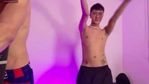 thiago_n_sam online show from July 2, 2026, 3:23 am