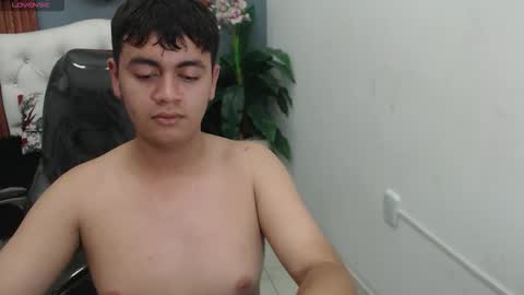 thiago_saenzz online show from February 28, 2026, 6:09 pm