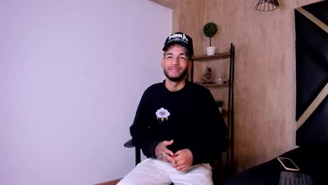 ThiagoFerreti online show from September 26, 2025, 3:32 am