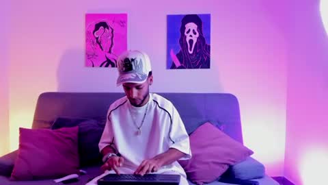ThiagoFerreti online show from June 30, 2026, 3:40 am