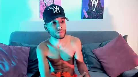 ThiagoFerreti online show from July 7, 2026, 6:47 am