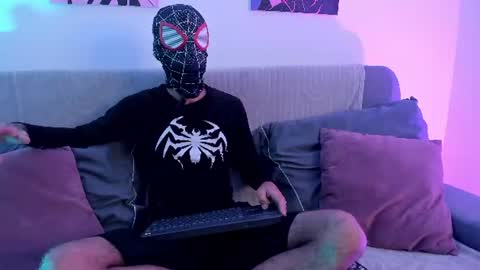 ThiagoFerreti online show from July 14, 2026, 1:19 am