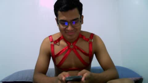 Snapshot of thiagovega_ chatting on April 16, 2026, 6:47 am thiagovega_ online show from April 16, 2026, 6:47 am