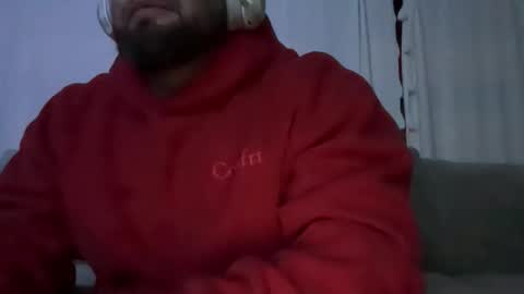 thiccbull12 online show from November 2, 2025, 9:11 am