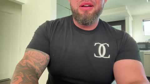 thiccbull12 online show from November 6, 2025, 11:15 pm