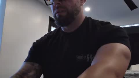 Snapshot of thiccbull12 chatting on August 1, 2026, 6:29 pm thiccbull12 online show from August 1, 2026, 6:29 pm