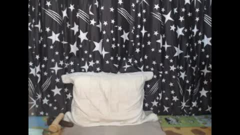 Snapshot of thick_bigcock13 chatting on January 3, 2025, 8:01 pm gil online show from January 3, 2025, 8:01 pm