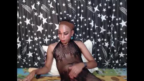 Snapshot of thick_bigcock13 chatting on February 15, 2025, 4:12 pm gil online show from February 15, 2025, 4:12 pm