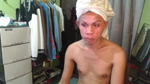 Snapshot of thick_bigcock13 chatting on October 5, 2025, 1:59 am gil online show from October 5, 2025, 1:59 am