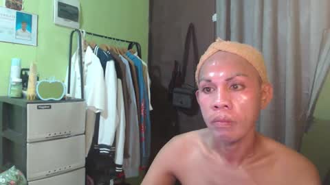 Snapshot of thick_bigcock13 chatting on October 10, 2025, 10:47 am gil online show from October 10, 2025, 10:47 am