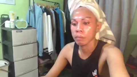 Snapshot of thick_bigcock13 chatting on October 14, 2025, 1:17 am gil online show from October 14, 2025, 1:17 am