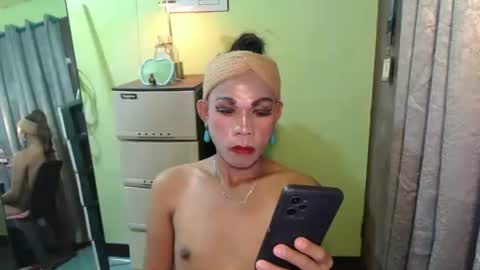 gil online show from November 26, 2025, 7:26 pm