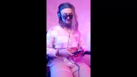 Snapshot of thick_theo_thunder chatting on February 15, 2026, 12:29 am thick_theo_thunder online show from February 15, 2026, 12:29 am