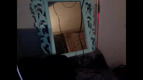 Snapshot of thickandjuicy2100 chatting on November 15, 2025, 8:00 am thickandjuicy2100 online show from November 15, 2025, 8:00 am