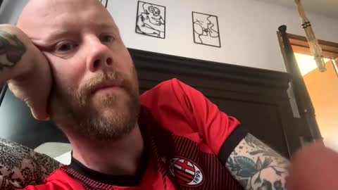 Snapshot of thickcockcali chatting on March 10, 2025, 5:50 pm CaliLove916 online show from March 10, 2025, 5:50 pm