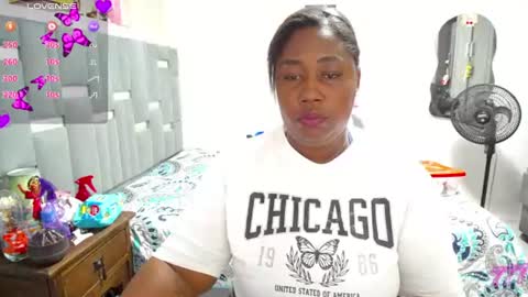 Snapshot of thickebonymilf chatting on June 29, 2026, 11:38 pm XIOMARA online show from June 29, 2026, 11:38 pm