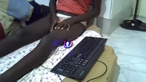 thickianah376 online show from November 16, 2025, 3:12 am