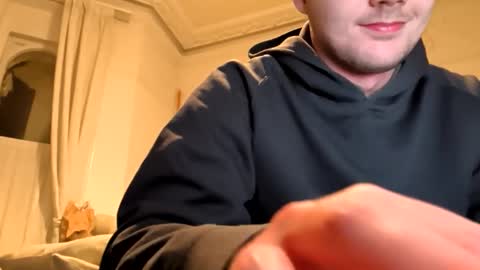 Snapshot of thickplantguy chatting on October 31, 2025, 6:31 pm thickplantguy online show from October 31, 2025, 6:31 pm