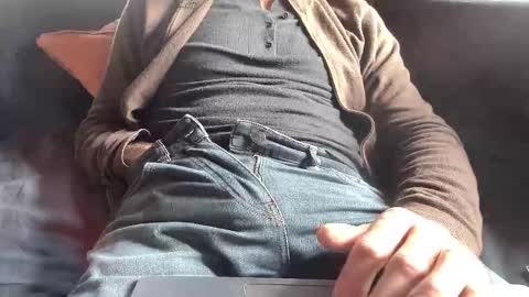 Thickru online show from December 5, 2025, 10:24 am