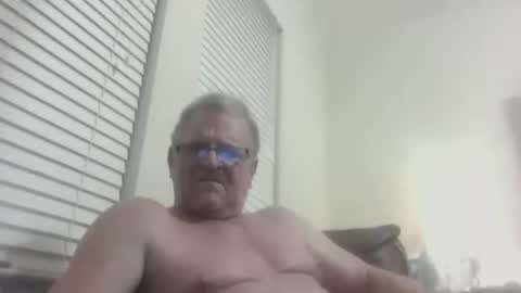 Snapshot of thicksweetcum chatting on December 22, 2025, 12:46 pm thicksweetcum online show from December 22, 2025, 12:46 pm