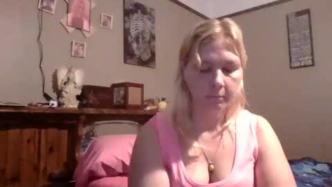 Thickthighs92 online show from September 11, 2025, 12:16 pm