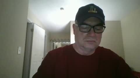 Snapshot of thickwhiteload chatting on December 21, 2024, 5:40 pm thickwhiteload online show from December 21, 2024, 5:40 pm