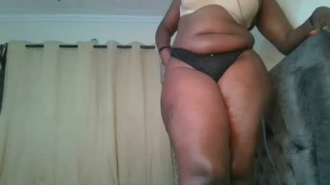 thicky_rue2 online show from July 8, 2026, 10:36 pm