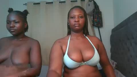 thicky_rue2 online show from July 23, 2026, 4:49 pm