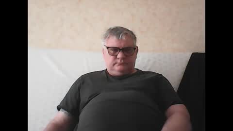 Snapshot of thierrysymp chatting on December 23, 2024, 10:42 am Thierrysymp online show from December 23, 2024, 10:42 am