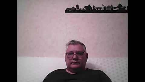 Snapshot of thierrysymp chatting on November 4, 2025, 5:01 pm Thierrysymp online show from November 4, 2025, 5:01 pm