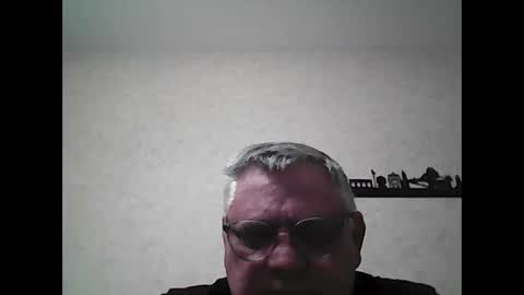 Snapshot of thierrysymp chatting on November 6, 2025, 5:14 pm Thierrysymp online show from November 6, 2025, 5:14 pm