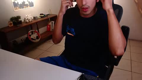 thieves_us online show from February 1, 2026, 10:52 pm