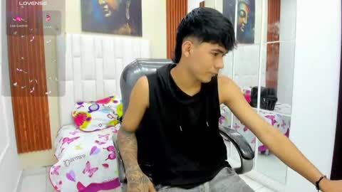  THIAGO COLLINS  online show from June 10, 2026, 9:46 pm