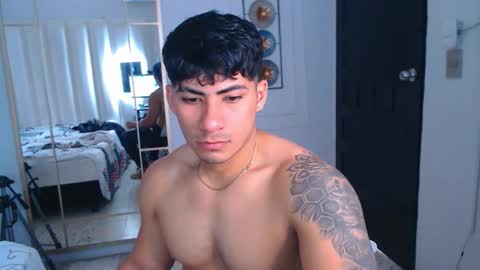 Snapshot of thirstmen_ chatting on January 15, 2026, 8:23 pm MICHAEL AND CRISS online show from January 15, 2026, 8:23 pm