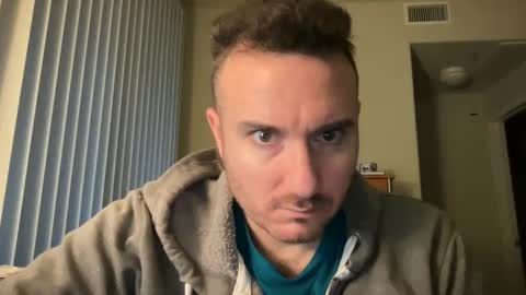 Snapshot of thisbigjewishdick chatting on January 9, 2025, 12:57 am This Big Jewish Dick online show from January 9, 2025, 12:57 am