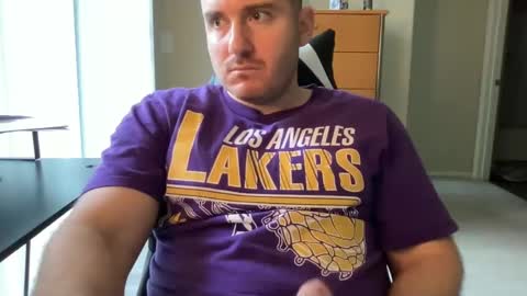 Snapshot of thisbigjewishdick chatting on February 7, 2025, 7:49 pm This Big Jewish Dick online show from February 7, 2025, 7:49 pm