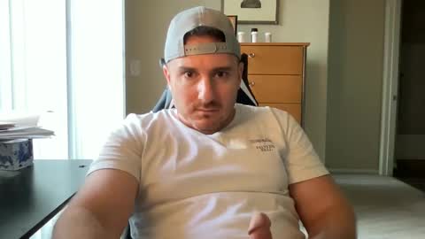 Snapshot of thisbigjewishdick chatting on March 3, 2025, 11:24 pm This Big Jewish Dick online show from March 3, 2025, 11:24 pm