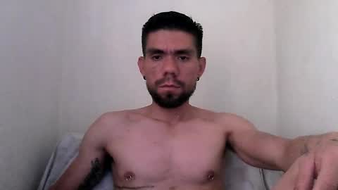 Snapshot of thomas2wood chatting on June 29, 2026, 10:21 pm Thomas2Wood online show from June 29, 2026, 10:21 pm