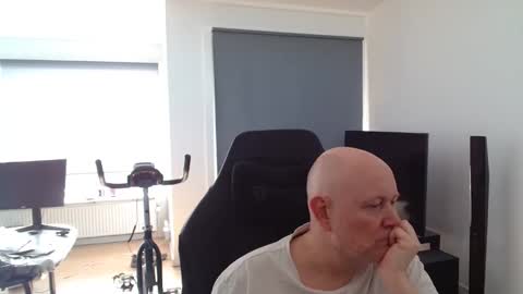 thomas315627 online show from March 26, 2026, 2:44 pm