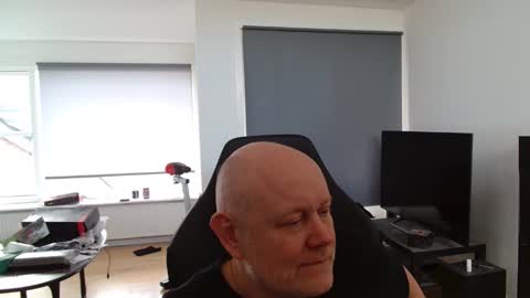 thomas315627 online show from April 20, 2026, 11:35 am