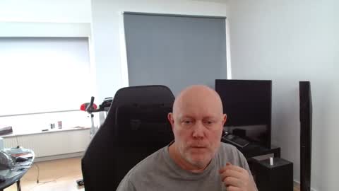 Snapshot of thomas315627 chatting on May 14, 2026, 11:39 am thomas315627 online show from May 14, 2026, 11:39 am