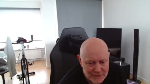 Snapshot of thomas315627 chatting on May 26, 2026, 12:01 pm thomas315627 online show from May 26, 2026, 12:01 pm