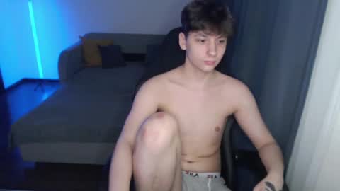 Snapshot of thomas617826 chatting on January 25, 2025, 10:18 pm Thomas Hill online show from January 25, 2025, 10:18 pm