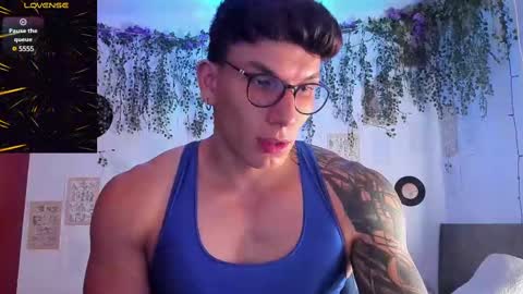 Snapshot of thomas_fuckboy chatting on February 25, 2025, 11:11 pm Thomas Grey online show from February 25, 2025, 11:11 pm