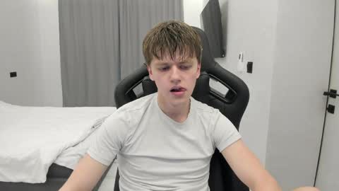 Tomas online show from April 20, 2026, 2:31 pm