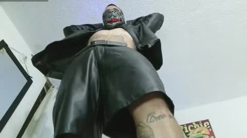 Snapshot of thomasjons chatting on June 27, 2026, 2:05 am thomasjons online show from June 27, 2026, 2:05 am